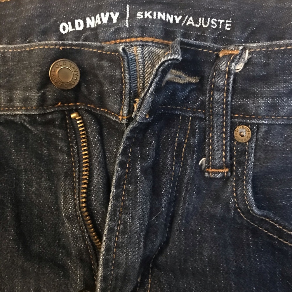 Old Navy Skinny Jeans - Picture 3 of 6